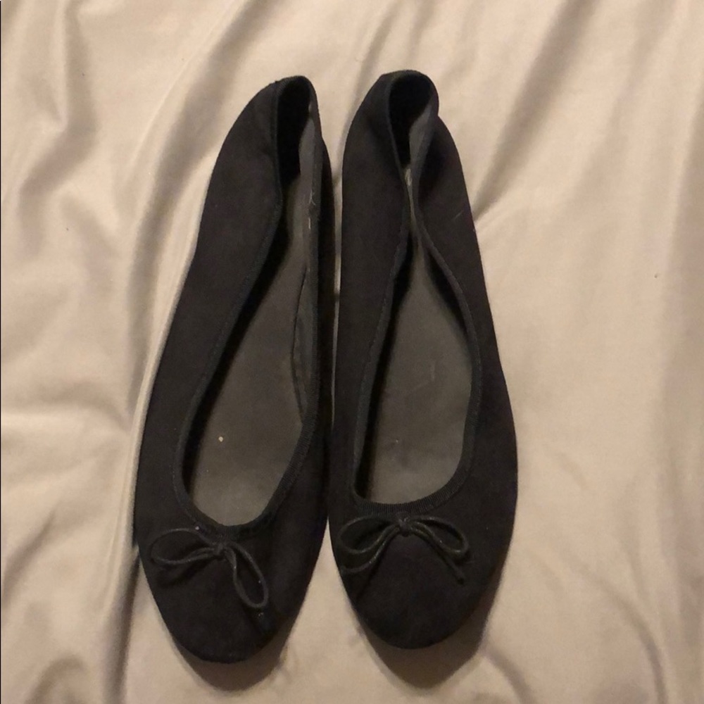 Ballet flats
